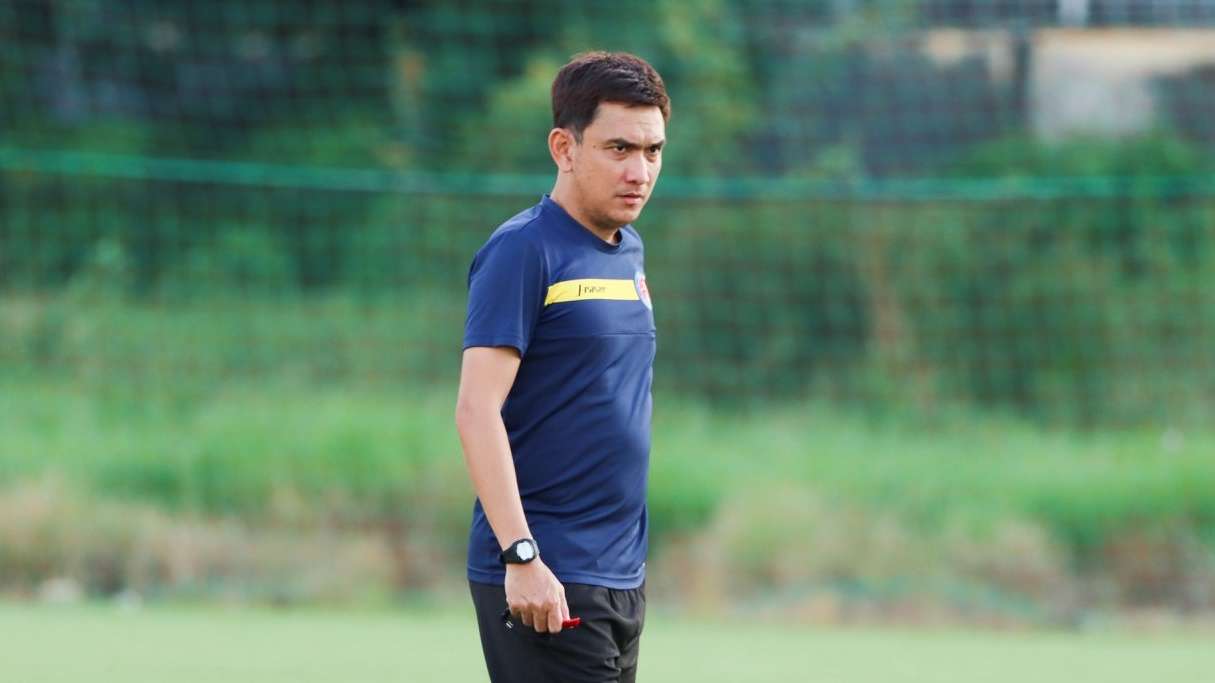 Cầu thủ Tuấn Phong trở thành HLV 